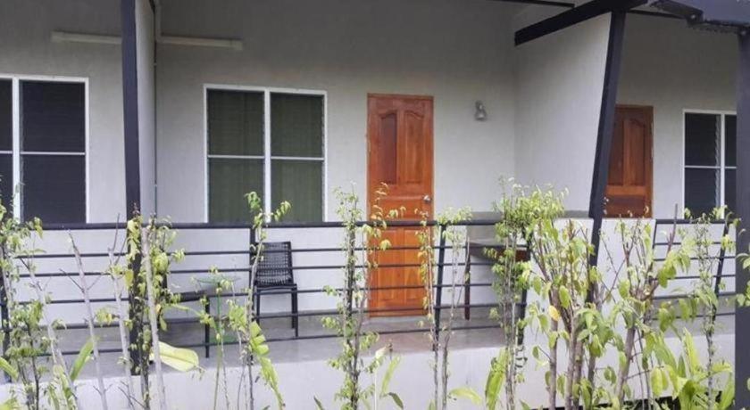 หนองบัว การ์เด้นวิลล์ Hotel Nong Bua Lamphu ภายนอก รูปภาพ